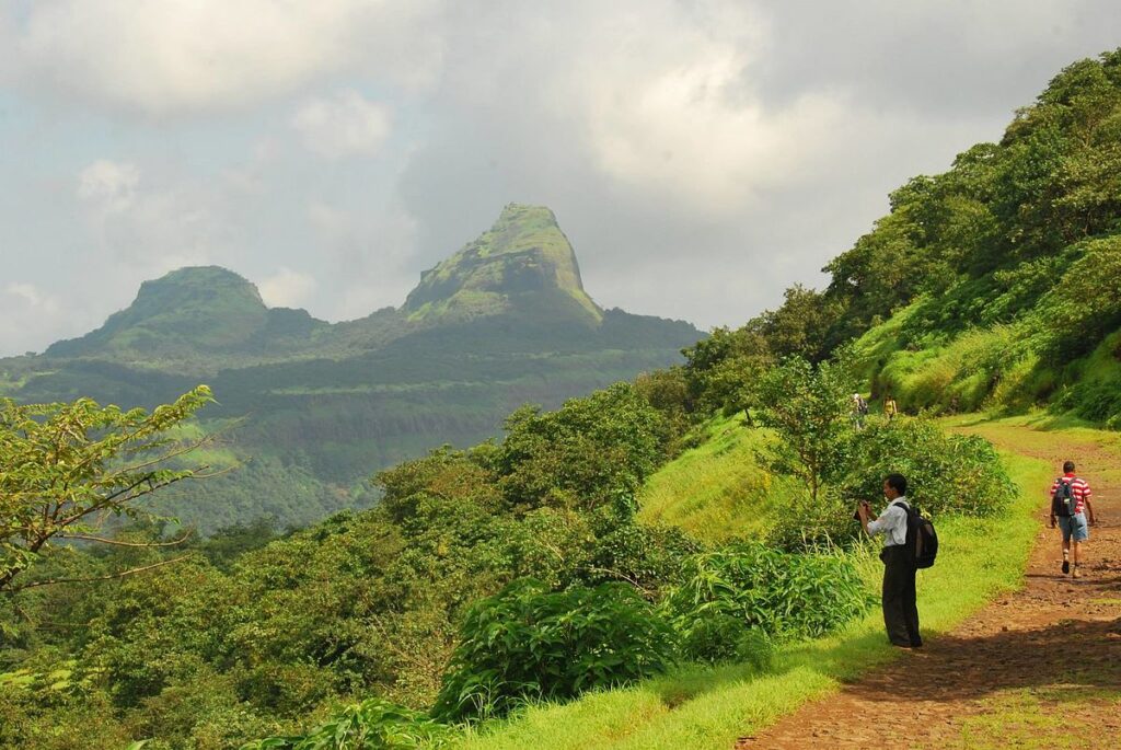 5 beautiful spots of Lonavala that must visit this monsoon