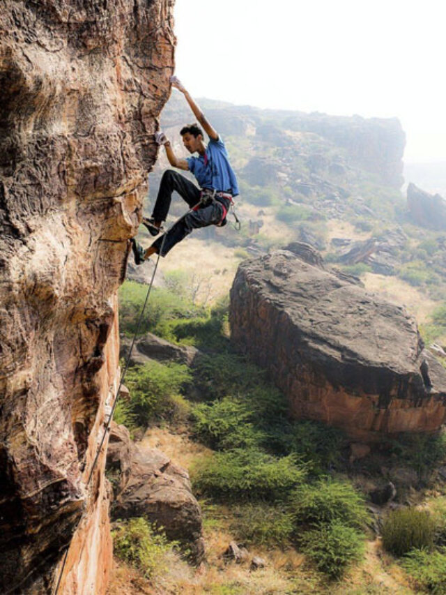 8 Best Spots for Rock Climbing in India 𝗧𝗼𝘂𝗿𝗬𝗮𝘁𝗿𝗮𝘀