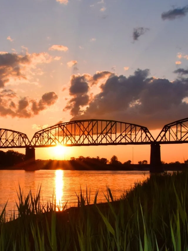 10 Best Things to Do in Bismarck, ND 𝗧𝗼𝘂𝗿𝗬𝗮𝘁𝗿𝗮𝘀