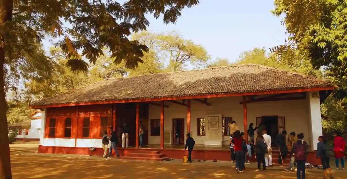 Sabarmati Ashram. Places to visit in Gujarat