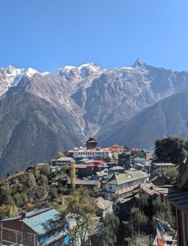 free-photo-of-scenic-view-of-kaza-village-in-the-himalayas