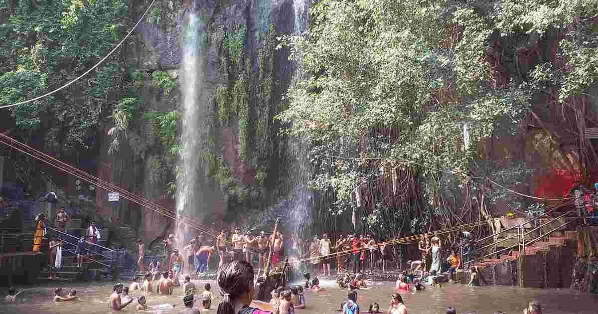 Kakolat Waterfall Bihar
