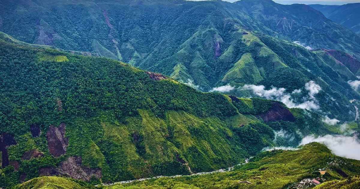 Laitlum Canyon Meghalaya