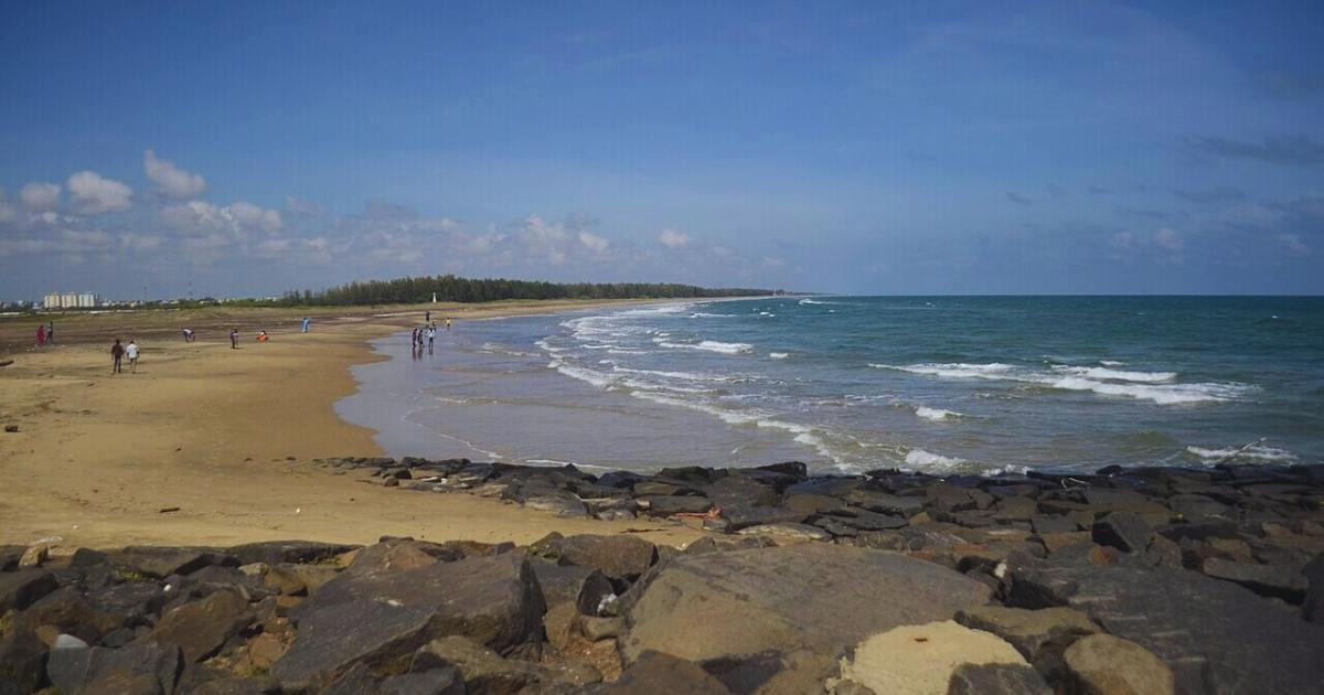 Karaikal Beach (Family-Friendly & Maintained)