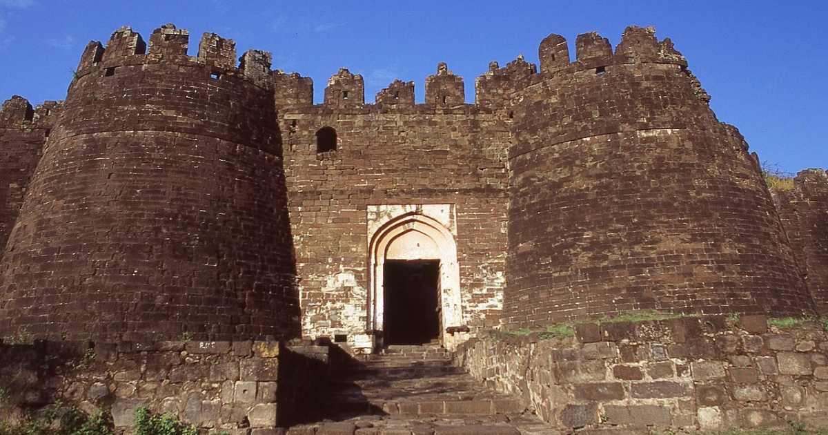 things to see at Daulatabad Fort