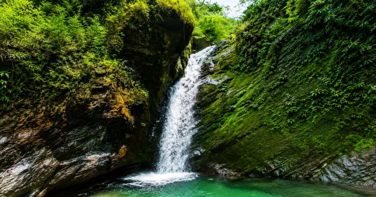 Umrao or Hidden Falls near Charkhole/Rishop