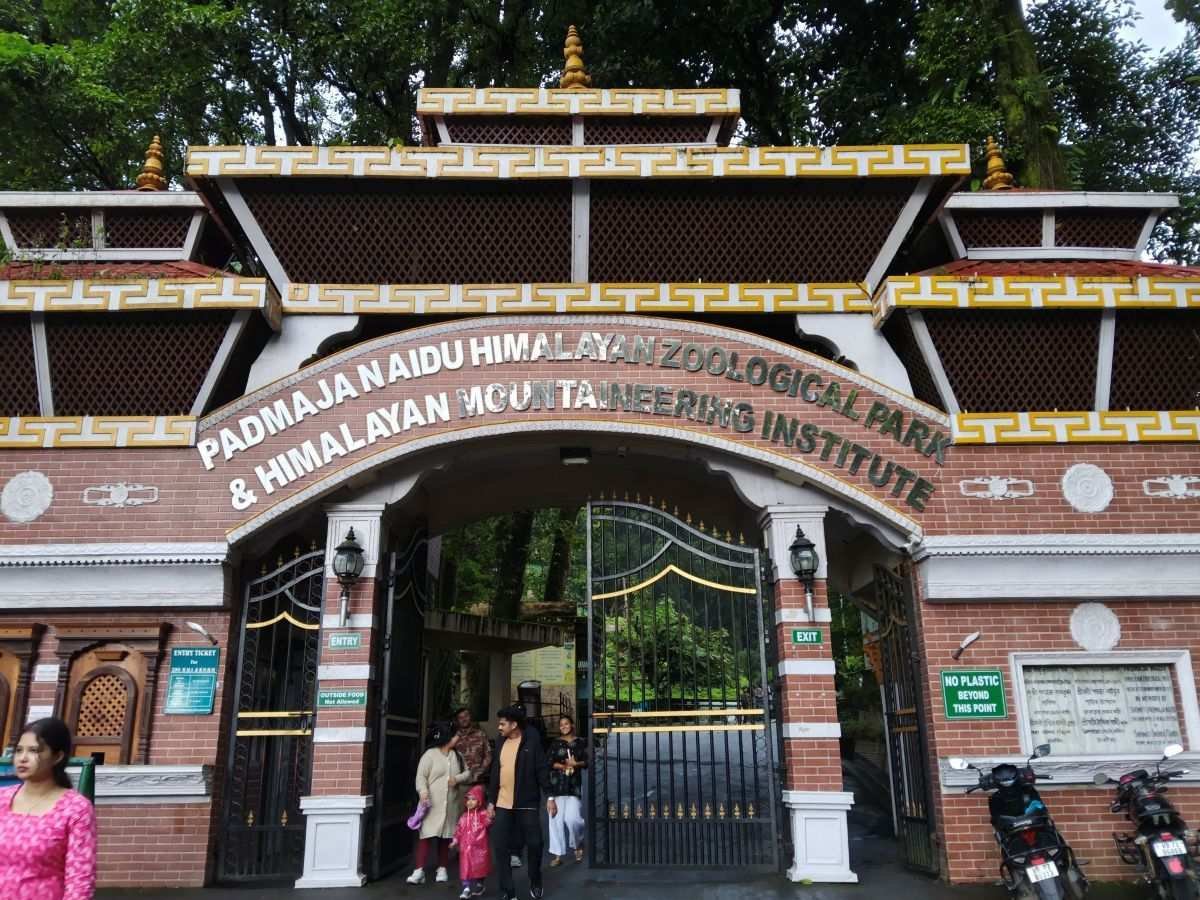 Padmaja Naidu Himalayan Zoological Park